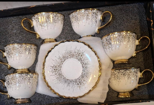 ست قهوه خوری سفیدطلایی پایه دار